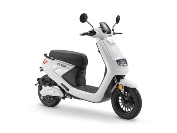 Luxxon Elektroroller E2100, 2000 Watt Motor, max. 45 km/h, bis zu 71 km