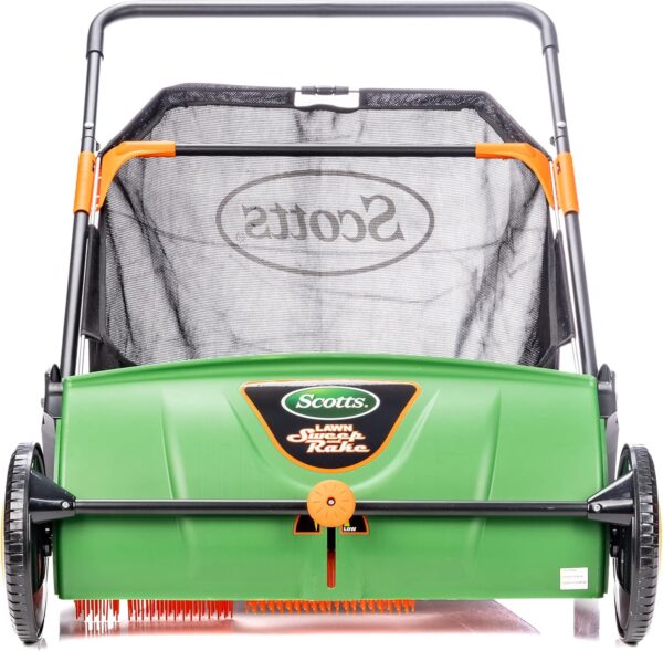 Push-type lawn sweeper, with a sweeping width of 26 inches and a dust collection bag capacity of 3.6 gallons.