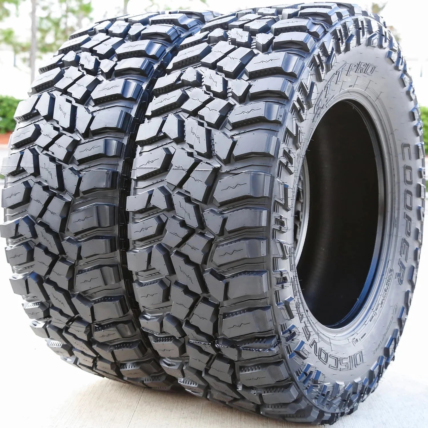 e1fd83b81c78f5d8765527f6c3227fc23ce906e2dba0b2e9eb3fded4c724d725-1 Pair of 2 (TWO) Cooper Discoverer STT Pro LT 35X12.50R20 121Q E (10 Ply) MT M/T Mud Tires