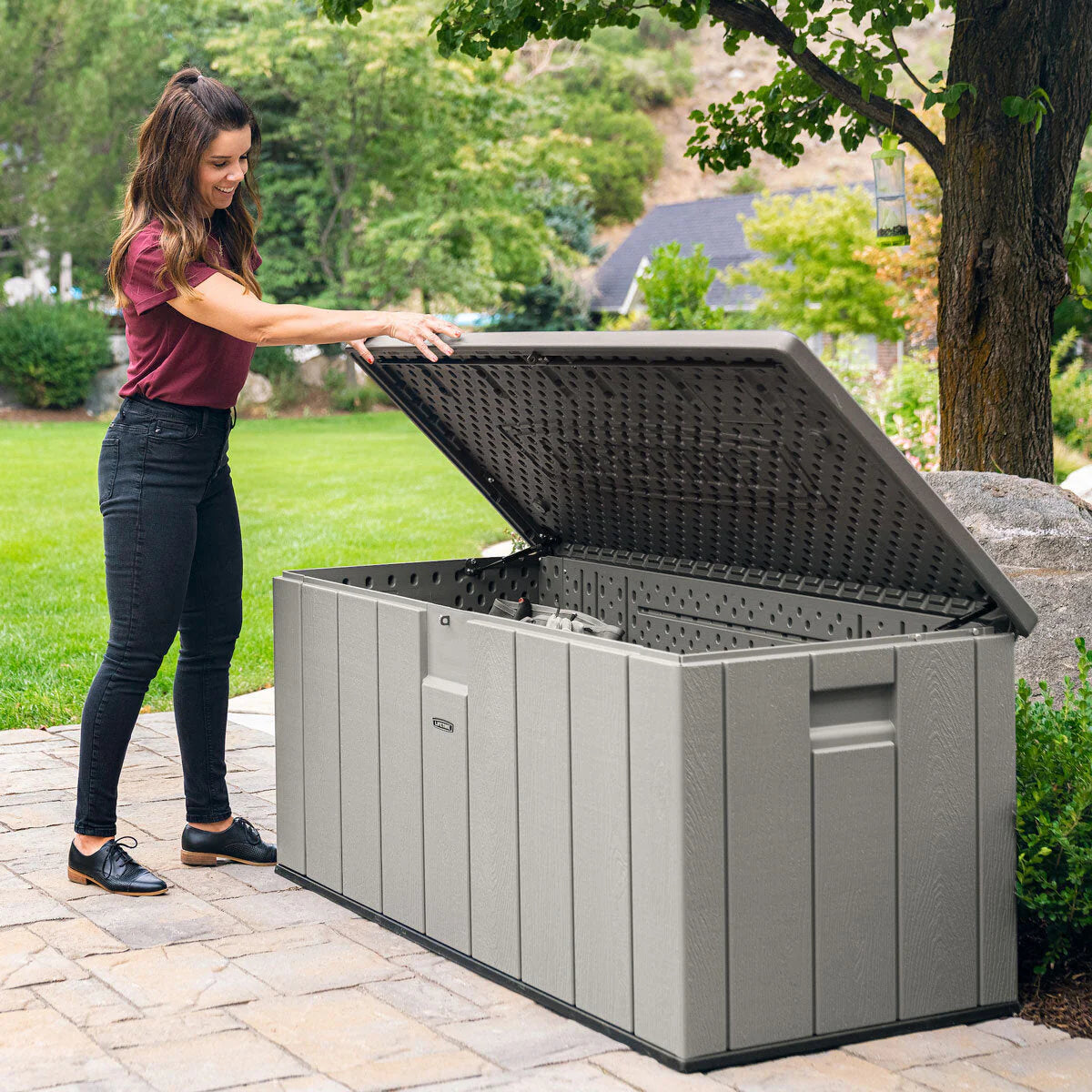 f36c471d7fc52e188b307c4c799f10af48fed239205fda1df10038526a4ebc8c Lifetime 568 Litre Modern Outdoor Storage Deck Box Model 60384U